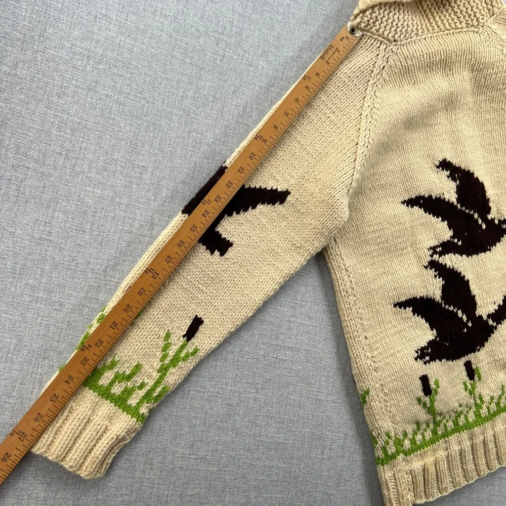 Vintage 60s Mary Maxim Cowichan Duck Hunting Wool Cardigan Men Medium Cream